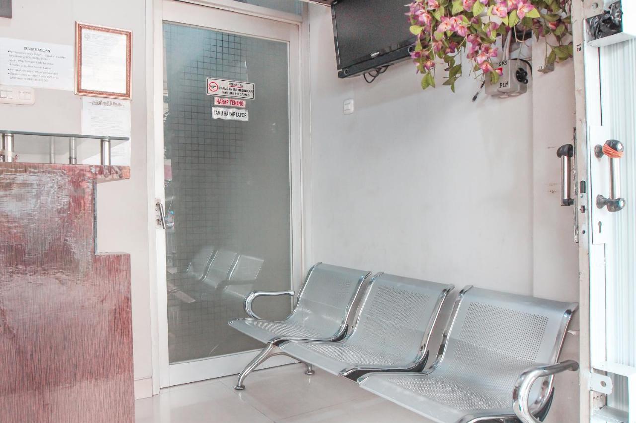 Oyo 383 Env Residence جاكرتا المظهر الخارجي الصورة